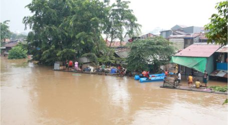 فيضانات تغمر21  قرية في تيبينغ تينغجي، شمال سومطرة