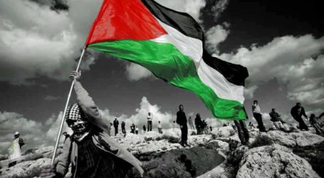 الفلسطينيون.. وعودة السلمون!
