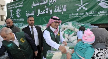 مركز الملك سلمان للإغاثة يواصل توزيع كسوة الشتاء للعائلات السورية اللاجئة في لبنان