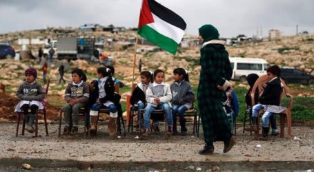 الاحتلال الاسرائيلي يحرم 78 طفلًا من لقاء أمهاتهم الأسيرات بيوم الأم