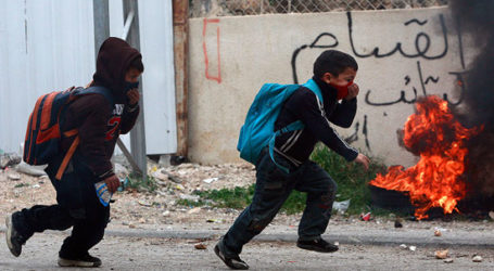 التعليم الفلسطيني : إصابة 84 طالبًا مدرسيًا فلسطينيا بنيران الاحتلال على حدود غزة