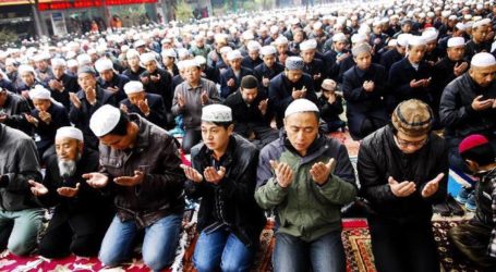مسلمو الصين يستقبلون رمضان بموائد جماعية