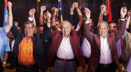 نتائج رسمية تظهر فوز تحالف مهاتير محمد بأغلبية مقاعد البرلمان الماليزي