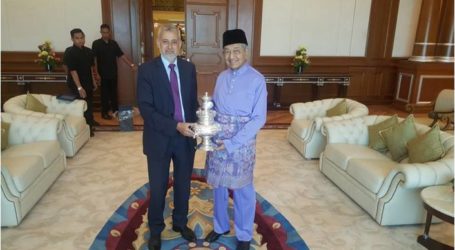 رئيس الوزراء يستقبل السفير المغربي لدى ماليزيا