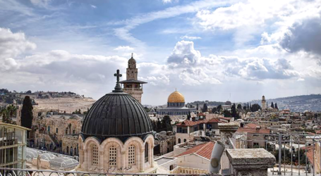 القدس بحاجة لقرارات دولية ملزمة تحفظ طابعها الروحي