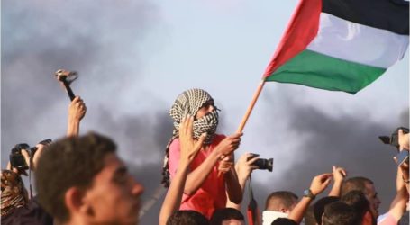 استشهاد طفل وإصابة 220 فلسطينيا شرق قطاع غزة