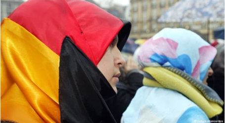 المانيا : الحزب الاشتراكي يطالب بفرض حظر الحجاب على القاصرات