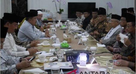 نائب الرئيس يعقد اجتماعات مع قادة المنظمات الإسلامية
