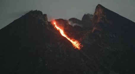 جبل ميرابي : أشواط من الحمم البركانية في اتجاه كالي غندول