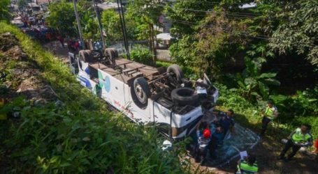 مقتل شخصين في حادث حافلة في جاوة الغربية