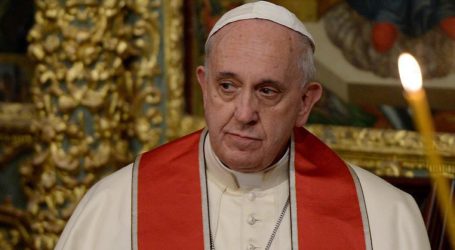 فاتيكان : بابا الفاتيكان يدعو إلى إنهاء الأزمة الإنسانية في اليمن