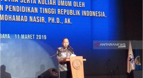 تشجيع العلماء الإندونيسيين  على أن يصبحوا موظفين مدنيين في بلادهم