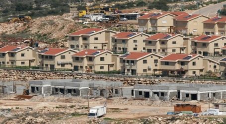 وزراء الكابنيت يناقش بناء 700 وحدة للفلسطينيين و6 آلاف للمستوطنين