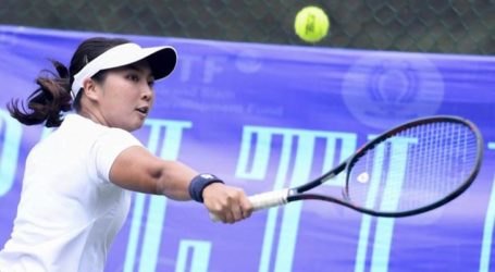لاعبة التنس الإندونيسية أديلا سوتجيادي تفوز بلقب زوجي السيدات في تايلاند