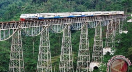 جاوة الغربية تشجع جولتها التاريخية بالسكك الحديدية لتعزيز السياحية الأجنبية