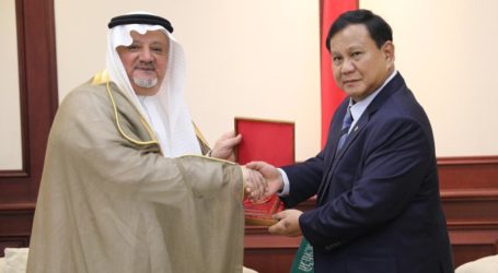 وزير الدفاع الإندونيسي برابوو يستقبل سفير ي الولايات المتحدة و المملكة العربية السعودية