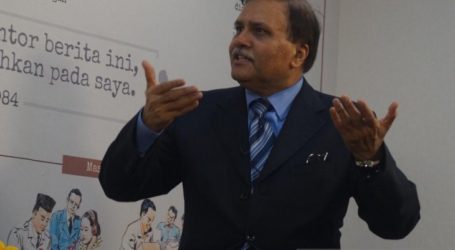 السفير الباكستاني ينقل رسالة السلام إلى محفوظ