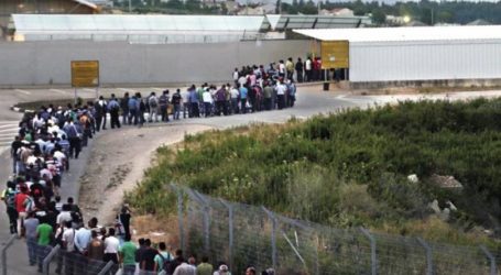 إسرائيل تفرض قيودا جديدة على دخول العمال الفلسطينيين