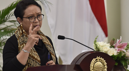 وزيرة الخارجية الإندونيسية  تواصل تشجيع اللقاحات بأسعار معقولة للبلدان النامية