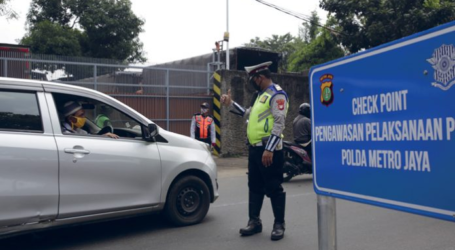 شرطة جاوة الوسطى : تسع نقاط تفتيش لمنع تدفق سيارات المسافرين المحليين  موديك