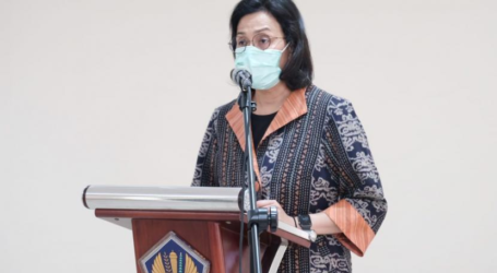 عيد غير عادي ، سري مولياني إندراواتي تدعو الشعب الإندونيسي لمحاربة جائحة  كوفيد -19