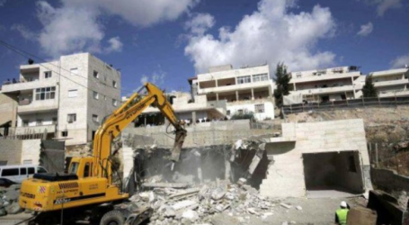إسرائيل تهدم منزلين بمدينة القدس