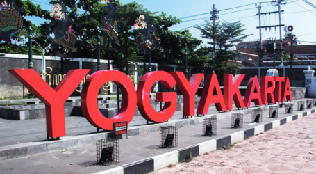 حكومة مدينة يوجياكارتا تمنح شهادات تحقق لستة فنادق مصنفة نجومًا