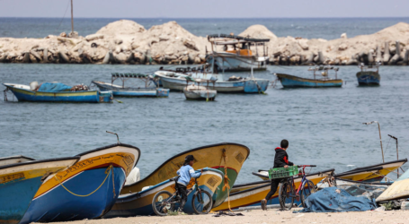 إسرائيل تقرر إعادة فتح منطقة الصيد البحري في غزة