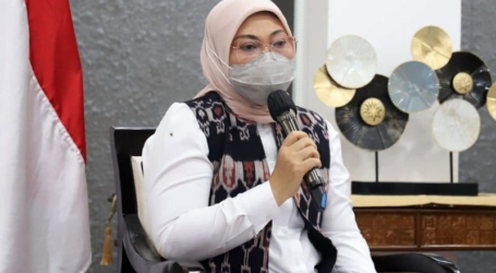 وزيرة القوى العاملة : الأولوية  للعمال المهاجرين الإندونيسيين لتلقي اللقاحات