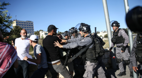 إصابة 3 فلسطينيين إثر اعتداء قوات إسرائيلية عليهم في الشيخ جراح