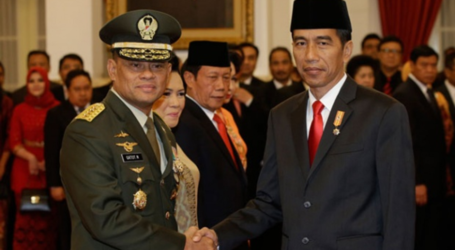الرئيس يولي الجنرال بيركاسا قائداً جديداً للقوات المسلحة الإندونيسية