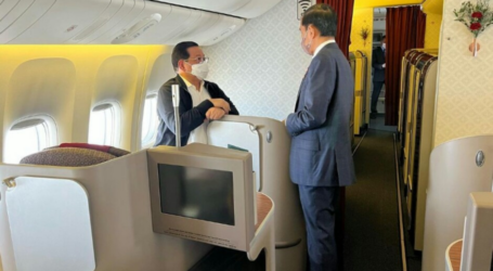 الرئيس جوكووي يتوجه إلى أوكرانيا بالقطار من بولندا