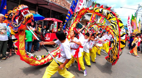 بروناي وماليزيا وسنغافورة تنضم إلى مهرجان الملايو في باتام ، جزر رياو