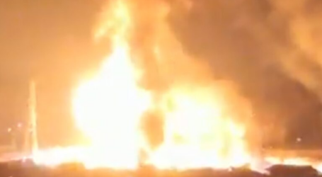 انفجار زيت الوقود في مستودع بيرتامينا بلومبانغ شمال جاكرتا