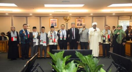 افتتاح مشروع شهر التظامن مع فلسطين في إندونيسيا
