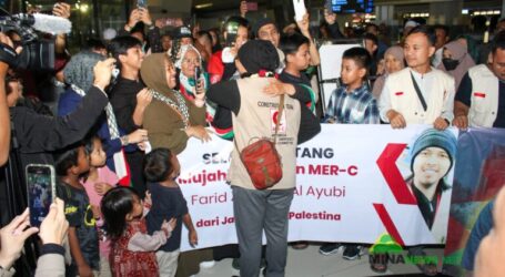 متطوع المستشفى الإندونيسي بغزة فريد الأيوبي يصل إندونيسيا