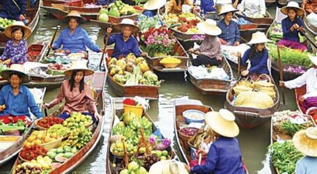 وزير التجارة : الإمدادات الغذائية آمنة قبل شهر رمضان