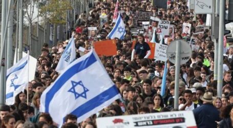 ذوو أسرى إسرائيل بغزة: لا يمكن إبرام صفقة دون إسقاط حكومة نتنياهو