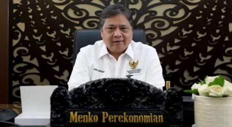 إيرلانجا متفائل بأن إندونيسيا سيبقي عجزها أقل من ثلاثة في المائة